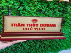 Biển chức danh để bàn giá rẻ